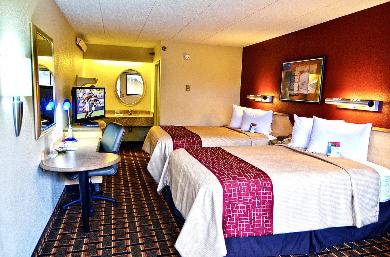 Red Roof Inn Cincinnati Northeast - Blue Ash Exteriör bild