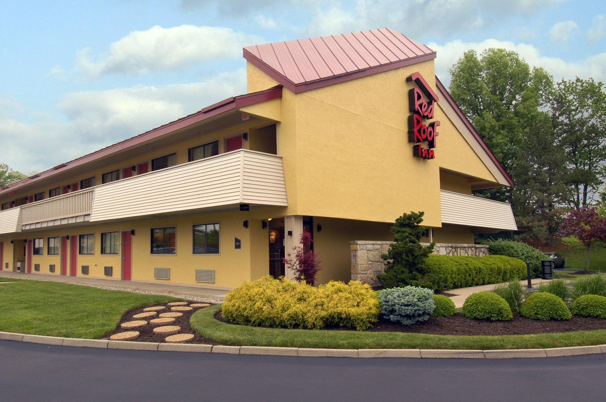 Red Roof Inn Cincinnati Northeast - Blue Ash Exteriör bild