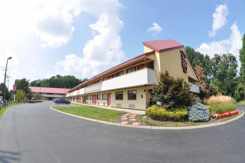 Red Roof Inn Cincinnati Northeast - Blue Ash Exteriör bild
