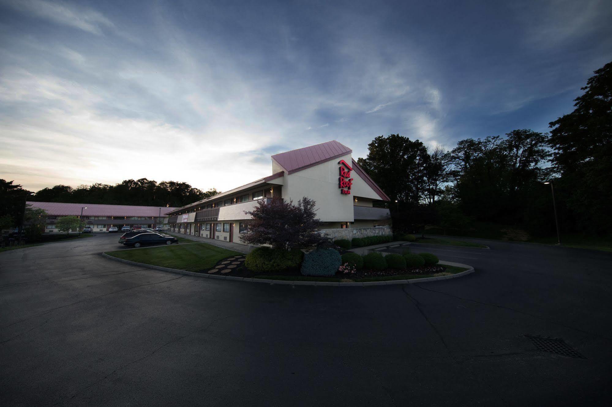 Red Roof Inn Cincinnati Northeast - Blue Ash Exteriör bild