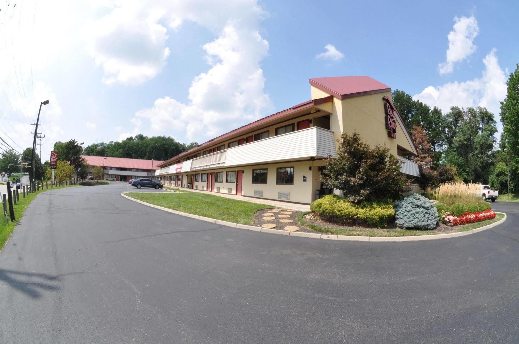 Red Roof Inn Cincinnati Northeast - Blue Ash Exteriör bild